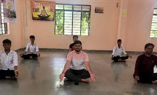 कुदळवाडी येथे योग दिन उत्साहात साजरा..