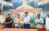 सोहम् सार्वजनिक ग्रंथालयाच्या वतीने सनदी लेखापाल परीक्षेतील यशस्वी विद्यार्थी सन्मानित...