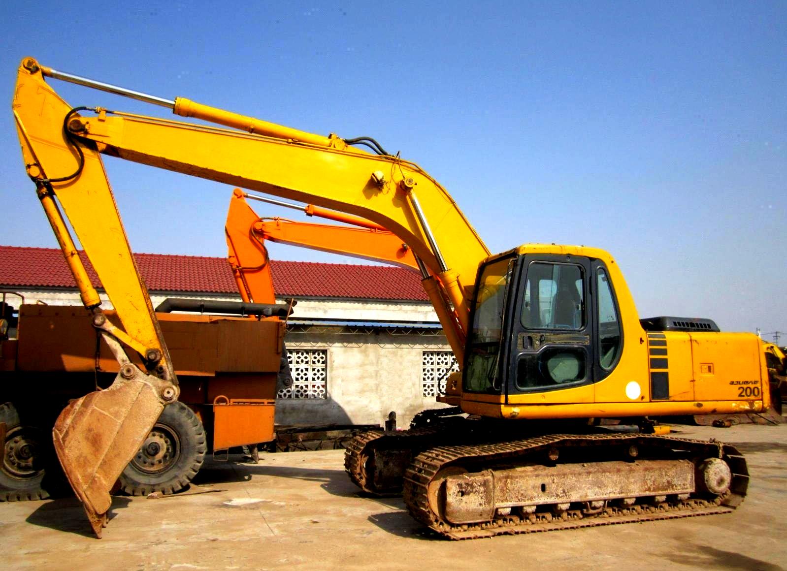 एमआयडीसी आंबेठाणमध्ये चालकाकडे दरमहा दोन लाखांच्या खंडणीची मागणी...