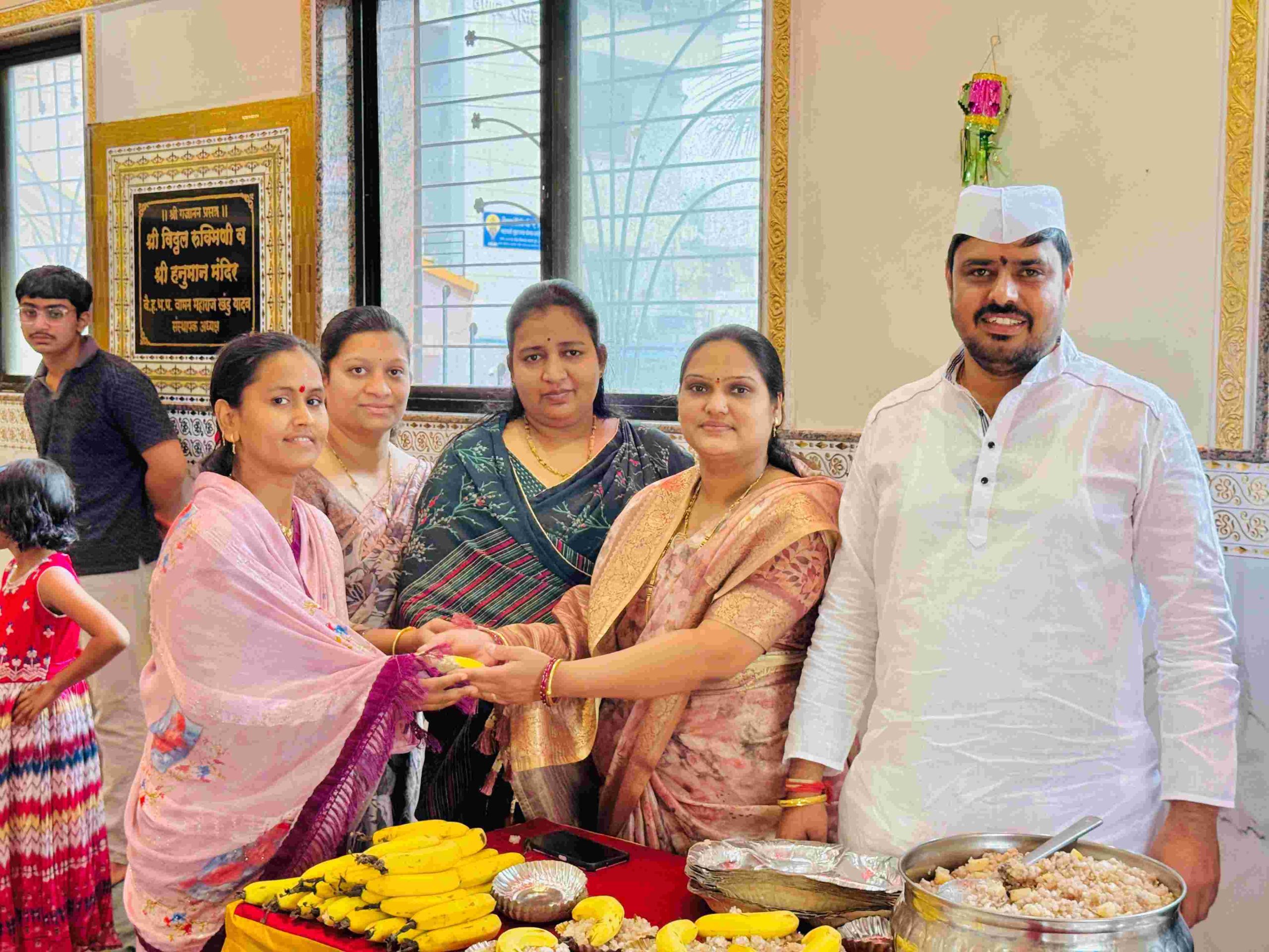 कुदळवाडीत आषाढी एकादशीनिमित्त उपवास फराळ वाटप... 