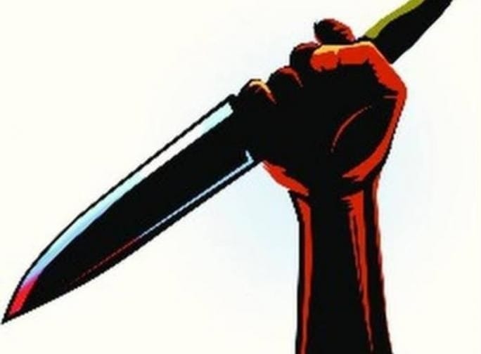 पिंपरीत डयुटी संपवुन घरी जाणाऱ्या वॉर्डबॉयवर चाकूहल्ला...