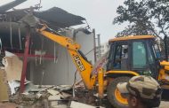 दापोडीतील अनधिकृत पत्राशेड, भंगार दुकानांवर कारवाई...