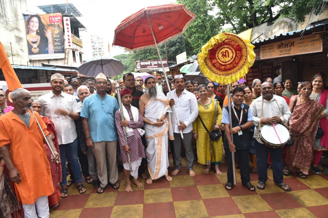 चिंचवड येथील द्वारयात्रेला प्रारंभ....