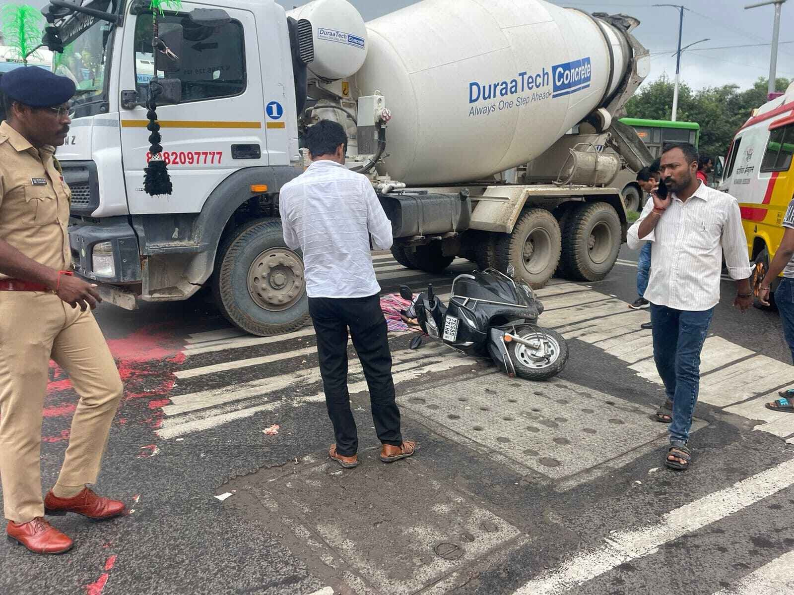 पिंपळे सौदागरच्या पीके चौकात भीषण अपघात..