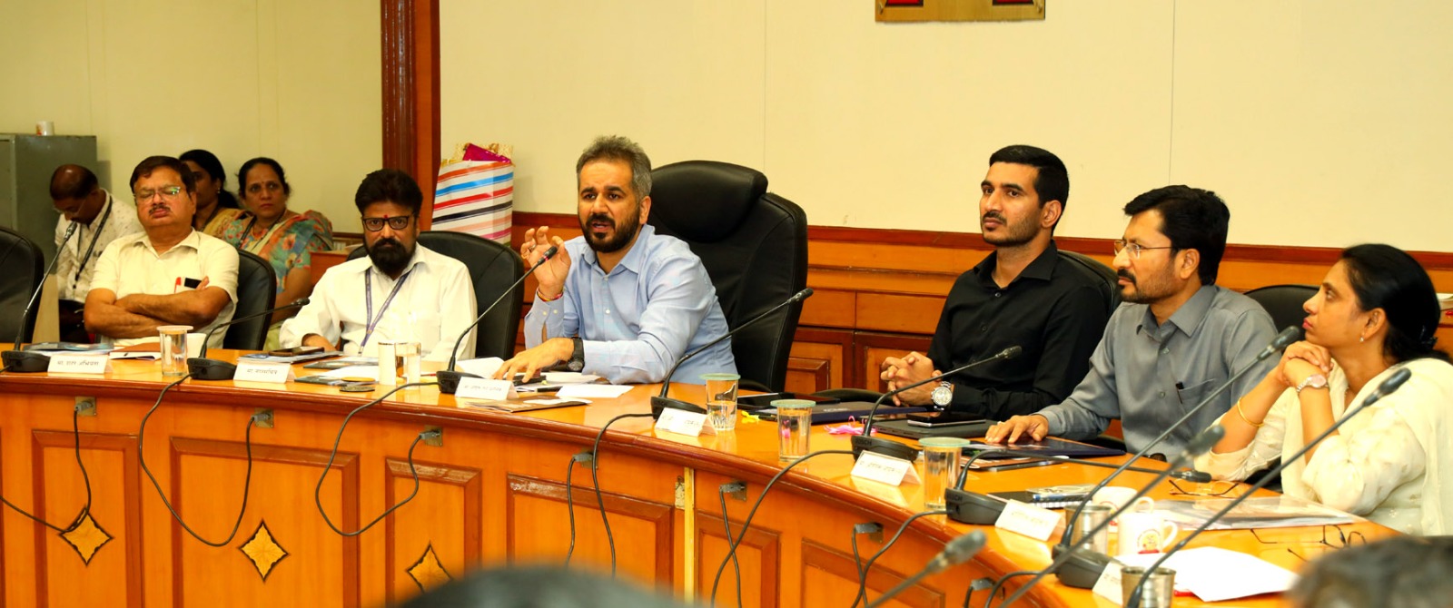 पिंपरी चिंचवड महापालिकेच्या स्थायी समिती बैठकीत विविध विषयांना मान्यता...