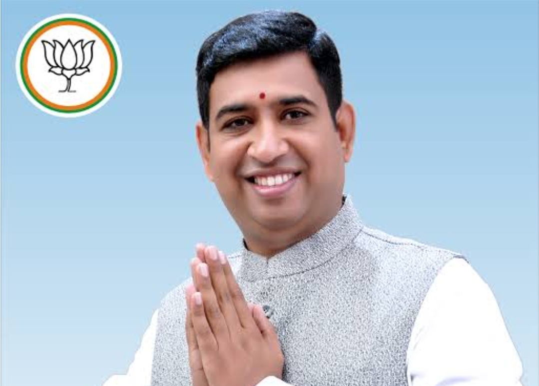 भाजपचे माजी उपमहापौर तुषार हिंगे यांचा तडकाफडकी पदाचा राजीनामा...