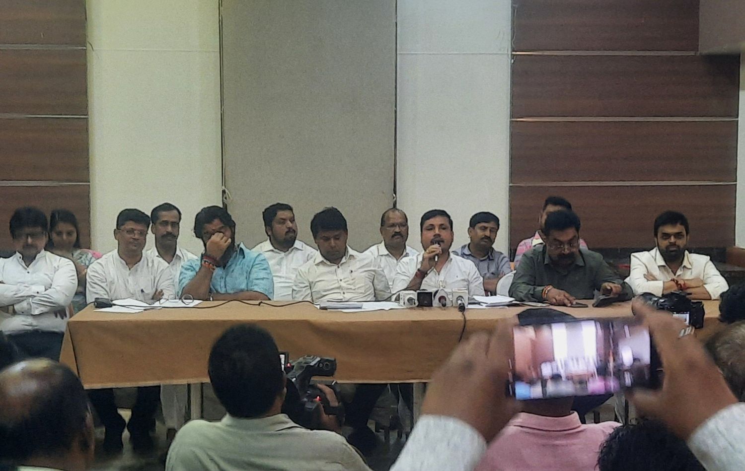 वाढदिवस पं. नरेंद्र मोदींचा तयारी पिंपरी-चिंचवड महापालिका निवडणूकीची..  