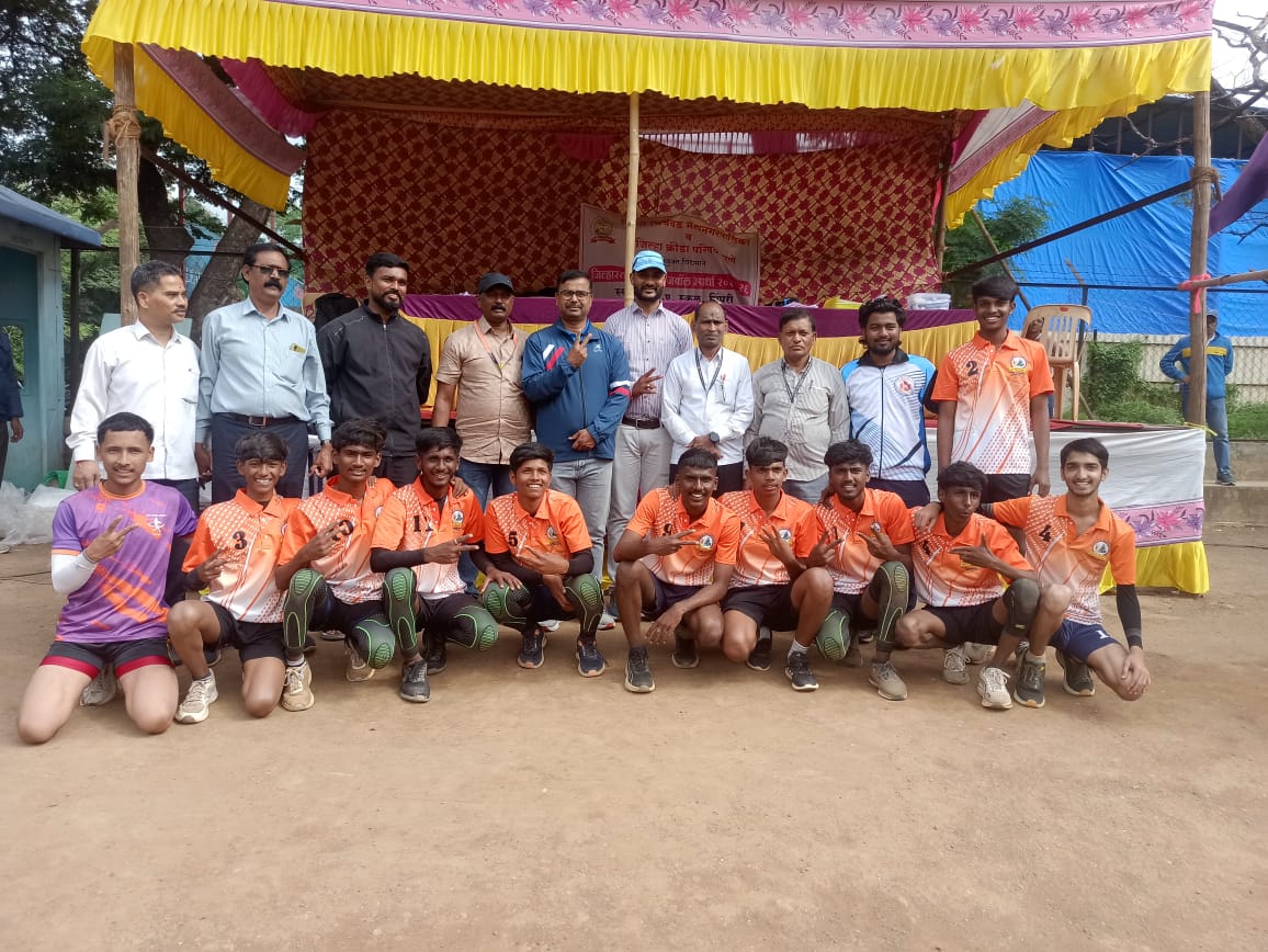 जिल्हा डॉजबॉल स्पर्धेत एच. ए. स्कूलचा डंका; दोन विजेतेपदावर नाव कोरलं..
