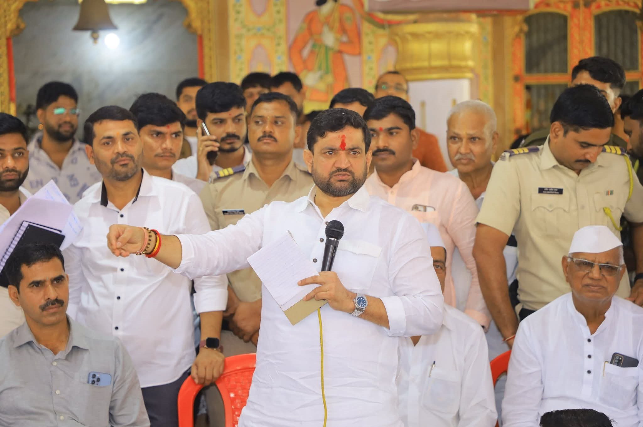 टाकवे बु., फळणे, बेलज परिसरात आमदार सुनील शेळके यांचा “जनसंवाद” अभियान दौरा...