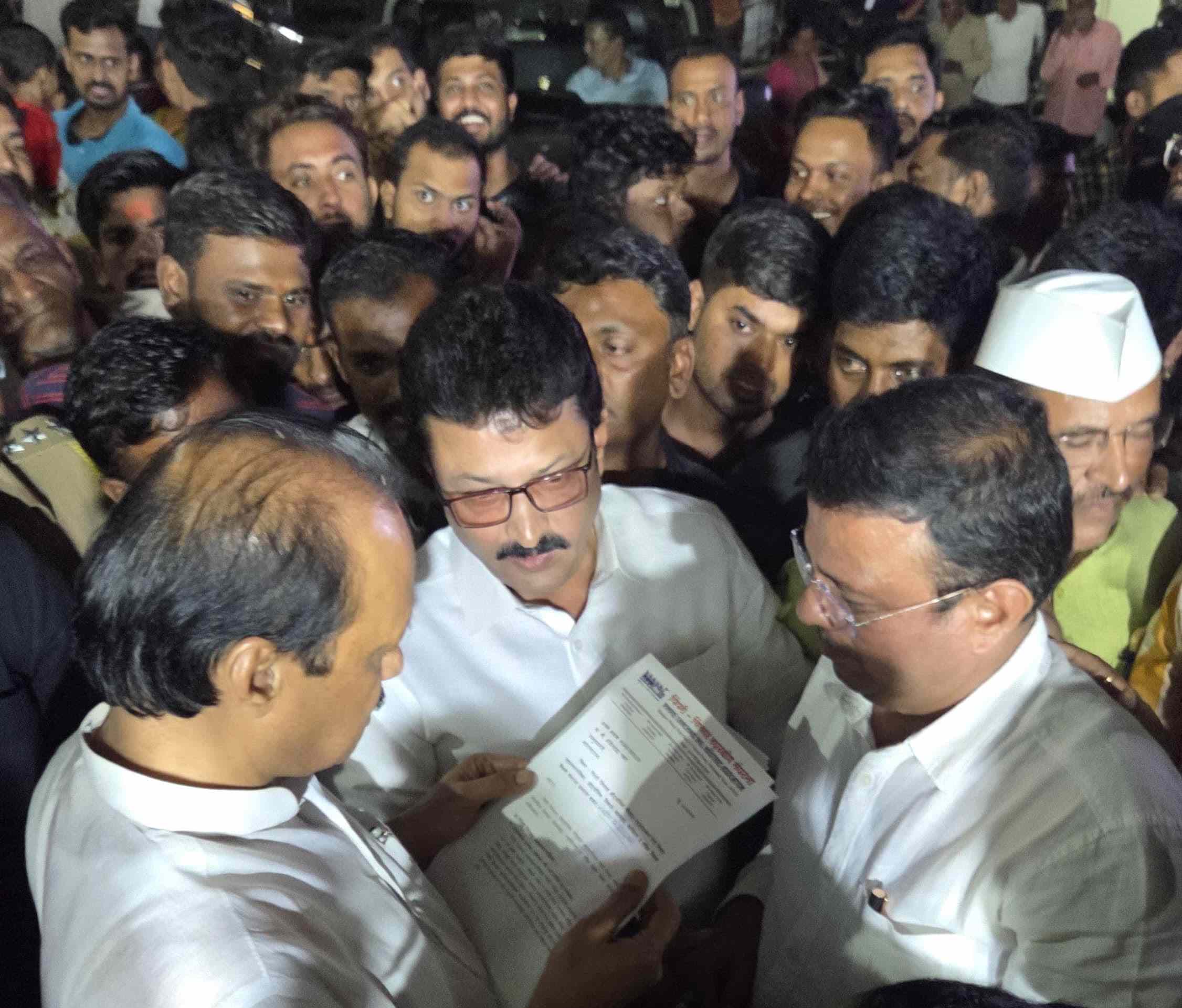 लघुउद्योजकांच्या समस्या सोडवण्यासाठी उपमुख्यमंत्री अजित पवारांच संयुक्त बैठकीचं आश्वासन... 