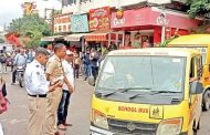 शहरातील शालेय ७७ बसेस, १२८ व्हॅन/रिक्षांवर पोलीसांची दंडात्मक कारवाई...