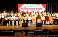 सह शहर अभियंता देवन्ना गट्टुवार, उपायुक्त अण्णा बोदडे यांच्यासह ३६ जणांना ‘गुणवंत अधिकारी/कर्मचारी पुरस्कार...