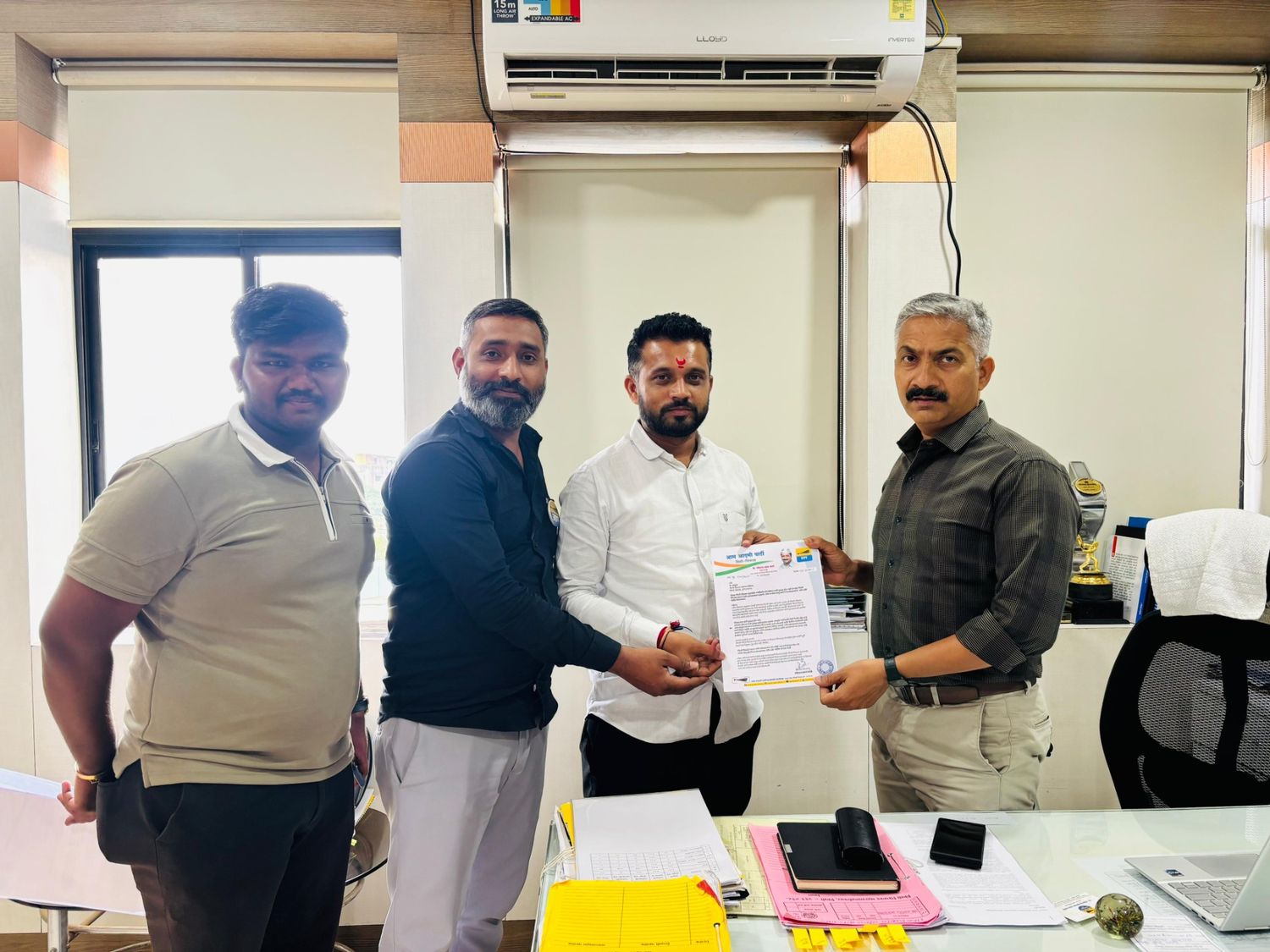 शहरातील पाणीप्रश्न सुटेपर्यंत बांधकामांना बंदी करा.. 