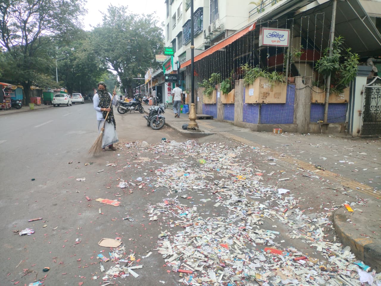 दिवाळीत आरोग्य विभागाकडून ५ हजार ६५८ टन कचरा संकलित...