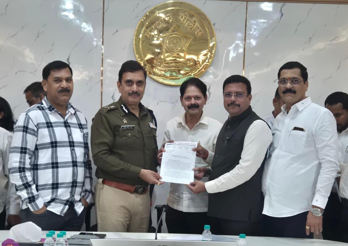 औद्योगिक परिसरातील चोरी, माथाडी समस्या व वाहतूक कोंडी सोडवा..