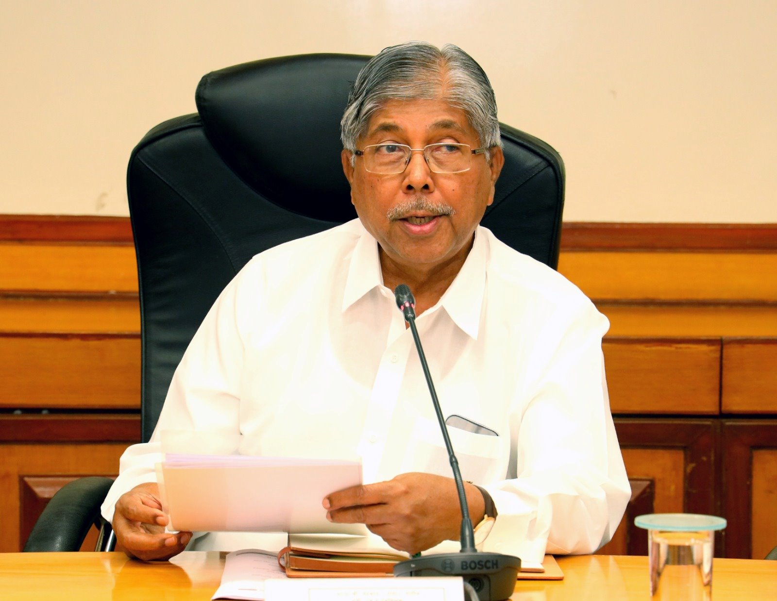 पिंपरी चिंचवडच्या वाहतूक समस्येवर दीर्घकालीन नियोजन आराखडा तयार करा – मंत्री चंद्रकांत पाटील...