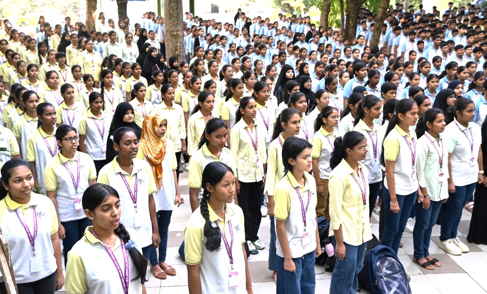 ‘वंदे मातरम’ गीताचा १५० वा वर्धापन दिन प्रतिभा महाविद्यालयात देशभक्तीपूर्ण वातावरणात साजरा..