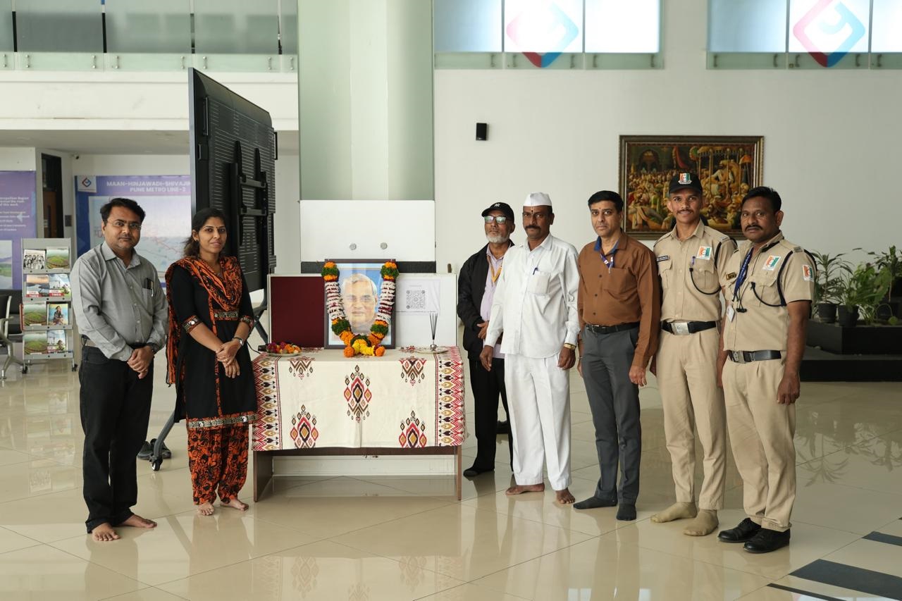 'पीएमआरडीए' मुख्यालयात 'सुशासन दिन' उत्साहात साजरा..