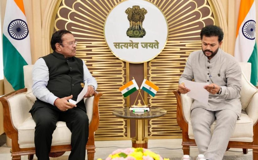 देशातील विमान वाहतूक व्यवस्थेत तत्काळ सुधारणा करा..