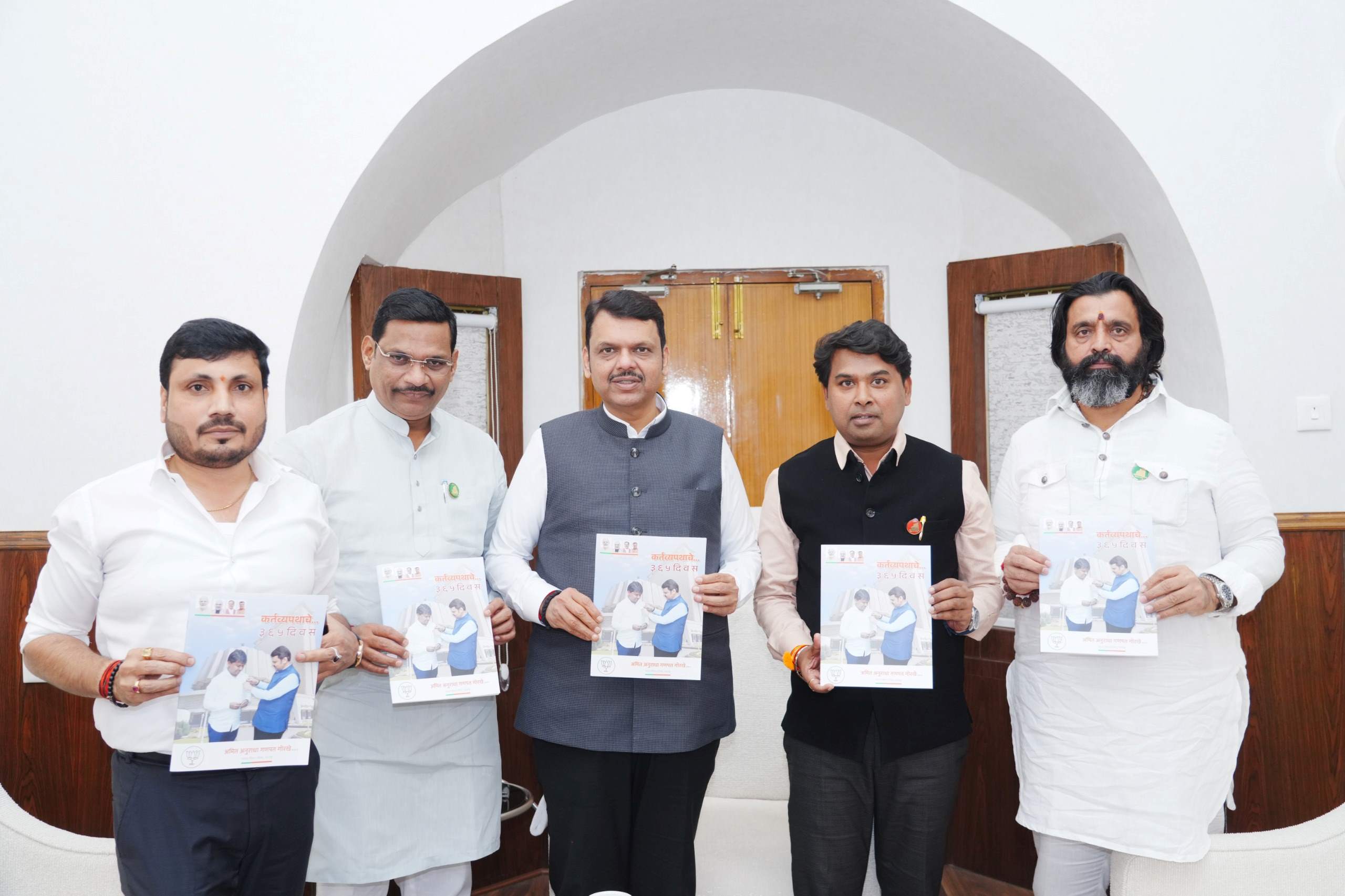 “मुख्यमंत्री देवेंद्र फडणवीस यांच्या हस्ते आमदार अमित गोरखे यांच्या 
