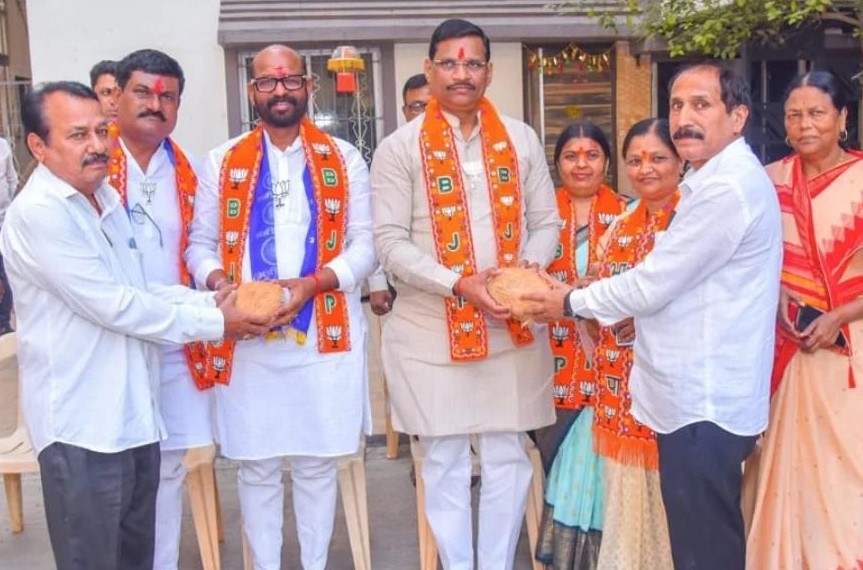 आमदार शंकर जगताप यांच्या रहाटणीतील प्रचार यात्रेमुळे वातावरण पालटले..