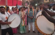 राष्ट्रवादीच्या उमेदवार अश्विनीताई चंद्रकांत तापकीर यांच्या प्रचार फेरीला नागरिकांचा उस्फुर्त प्रतिसाद..