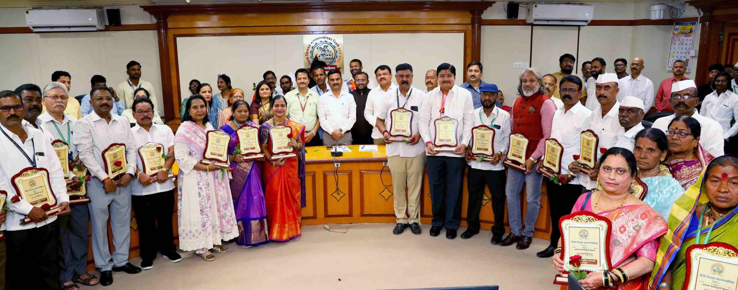 सेवानिवृत्त होणाऱ्या अधिकारी,कर्मचाऱ्यांनी कार्यरत असताना प्रामाणिकपणे व जबाबदारीने बजावलेली सेवा ही संस्थेच्या कार्यक्षमतेसाठी मोलाची - उप आयुक्त संदीप खोत..