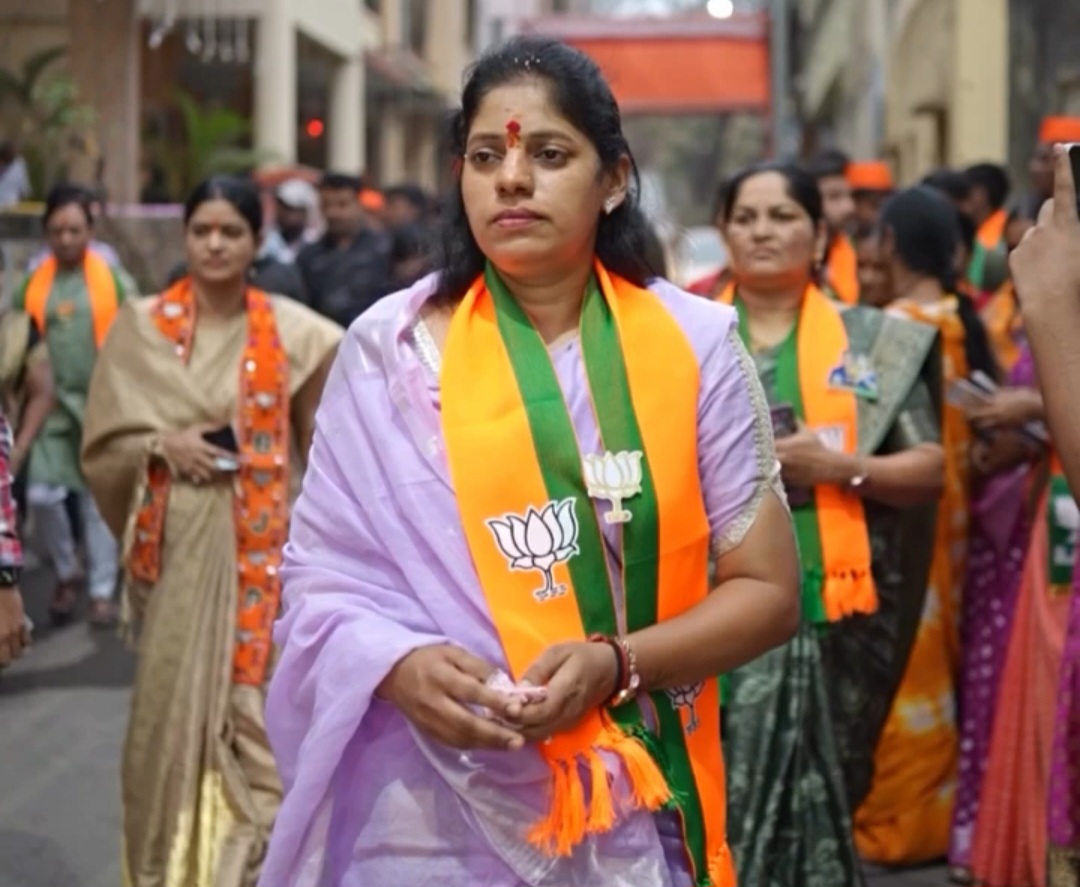 प्रभाग २२ मध्ये कोमलताई काळेंच्या प्रचारास मतदारांचा उत्स्फूर्त प्रतिसाद...