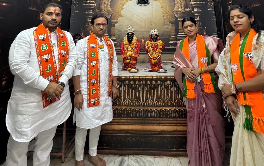 संघटन, संवाद आणि विकासाचा स्पष्ट अजेंडा म्हणजेच 'हर्षददादा'..