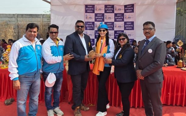 आयआयबीएमच्या कु. प्रतिक्षा सुभाष डफळ ‘झाशीची राणी’ पुरस्काराने सन्मानित..