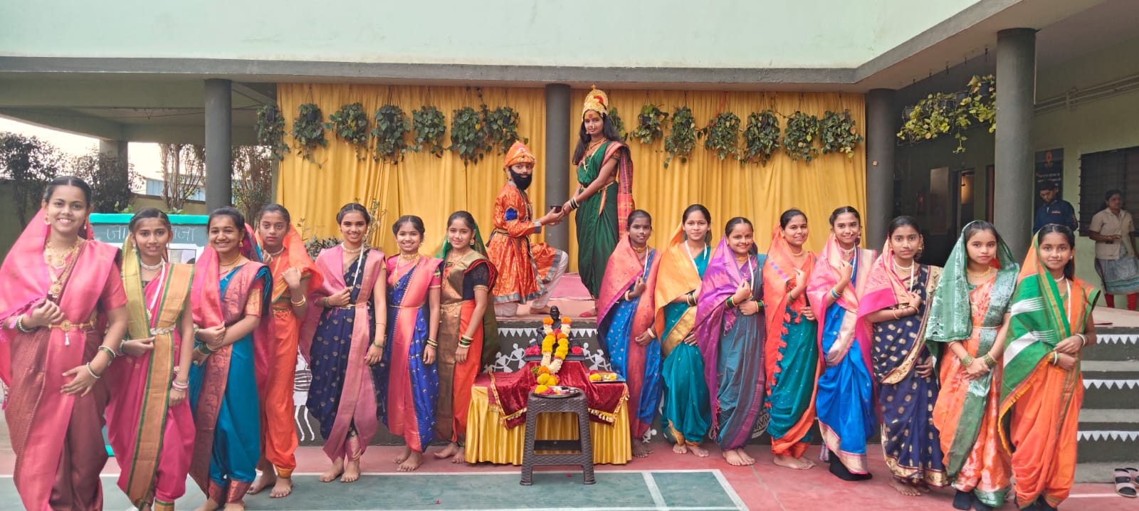 अभंग इंग्लिश मिडीयम स्कूलमध्ये शिवजयंती उत्साहात संपन्न...