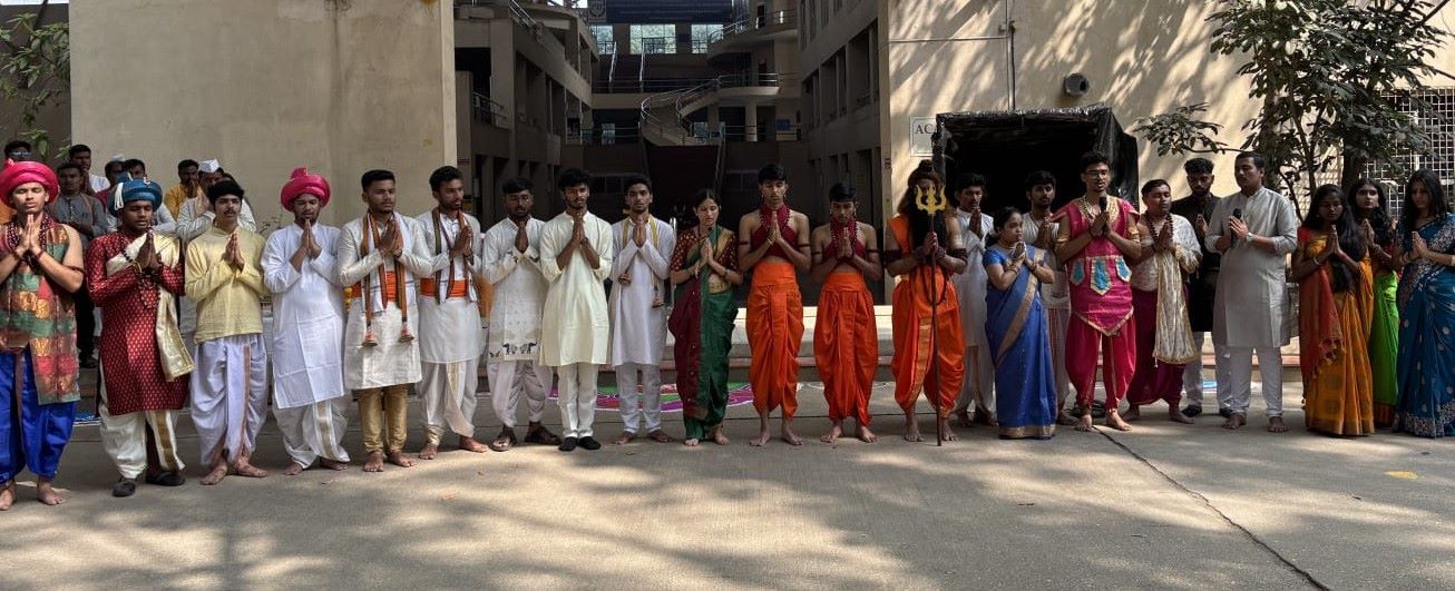 हिंजवडीच्या आयटी महाविद्यालयात ग्रंथदिंडीतून विद्यार्थ्यांनी उलगडले संत ज्ञानेश्वरांचे जीवनदर्शन...