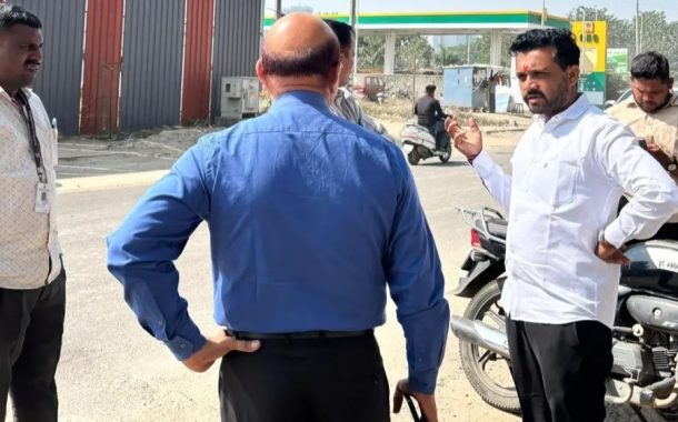 पिंपळे निलख येथील रस्त्यावरील धुळीचे साम्राज्य हटवा अन्यथा रस्तारोको - रविराज काळे...