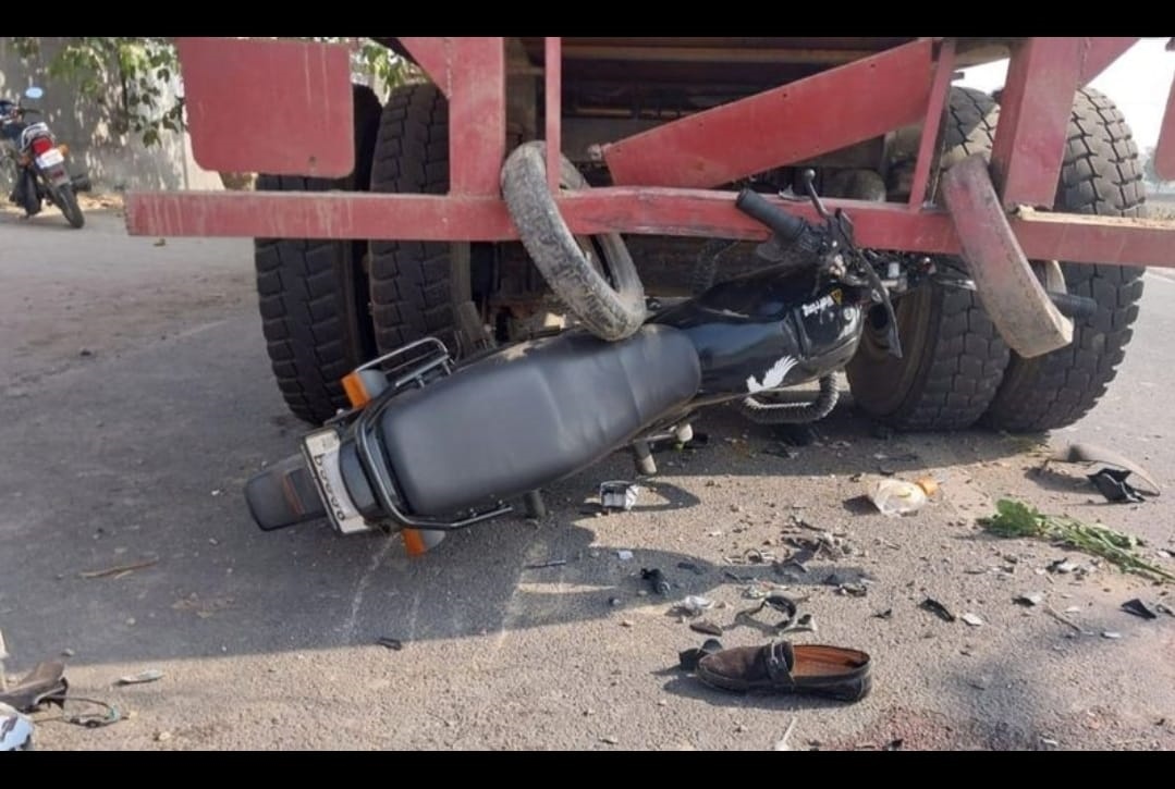 इंद्रायणीनगरात नो-पार्किंग झोनमध्ये उभ्या असणाऱ्या ट्रकमुळे तरुणाने गमावला जीव....