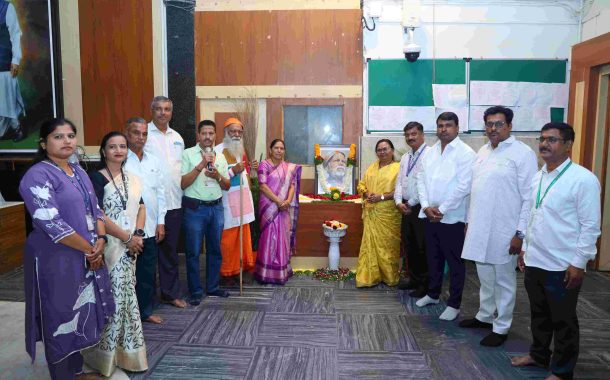 पिंपरी चिंचवड महानगरपालिकेच्या वतीने थोर समाजसुधारक संत गाडगेबाबा यांच्या जयंती निमित्त अभिवादन....