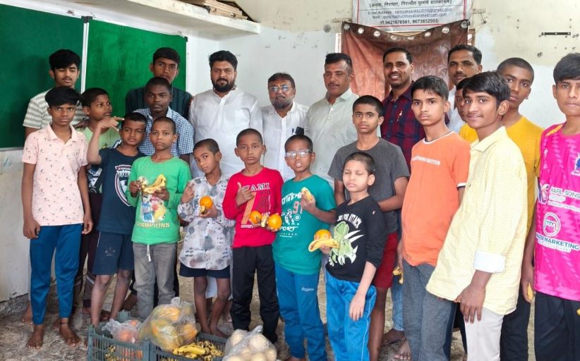 भाजप उपाध्यक्ष जयदीप करपे यांनी अनाथ मुलांबरोबर केला वाढदिवस साजरा...