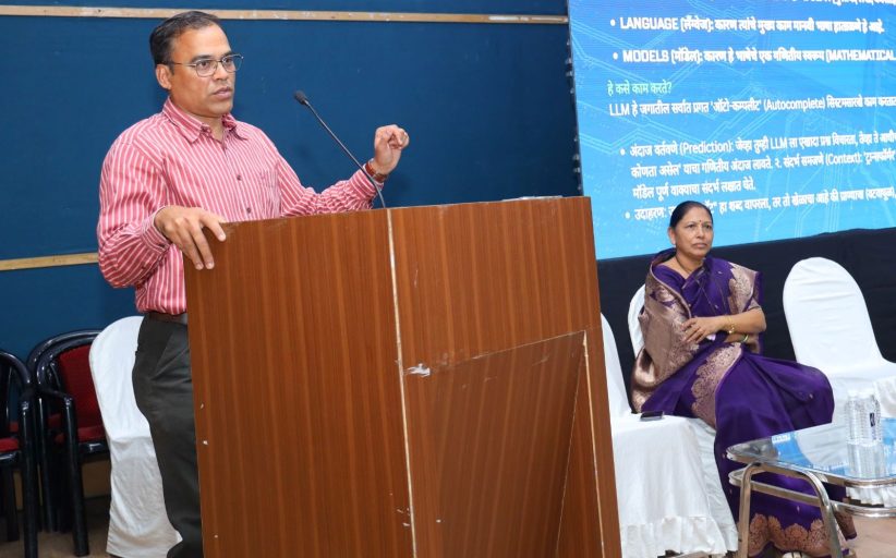 बदलत्या काळानुसार पत्रकारांनी तंत्रस्नेही होणे गरजेचे – प्रा. सुशोभन पाटणकर...