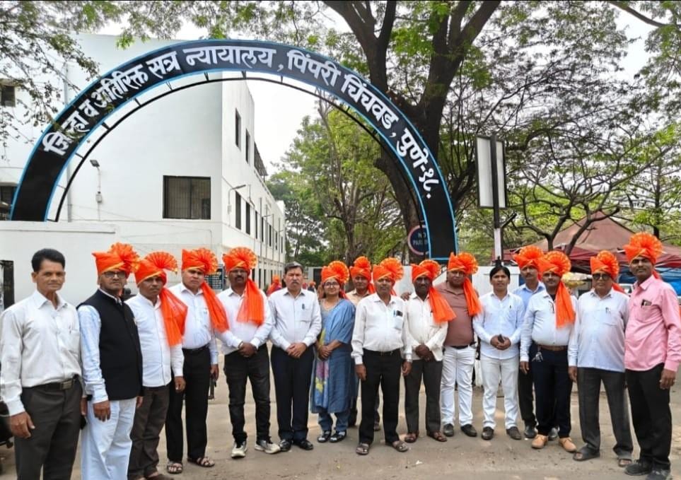 पिंपरी चिंचवड वकील संघटनेकडून छ. शिवाजी महाराजांना जयंतीनिमित्त अभिवादन...!