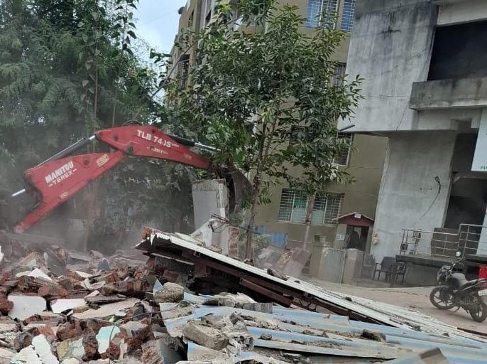निवडणूक काळात पालिकेच्या अतिक्रमण विभागाकडून कारवाईचा दिखावा?..