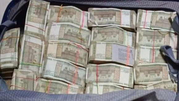 चक्क अकरा कोटींची फसवणूक..