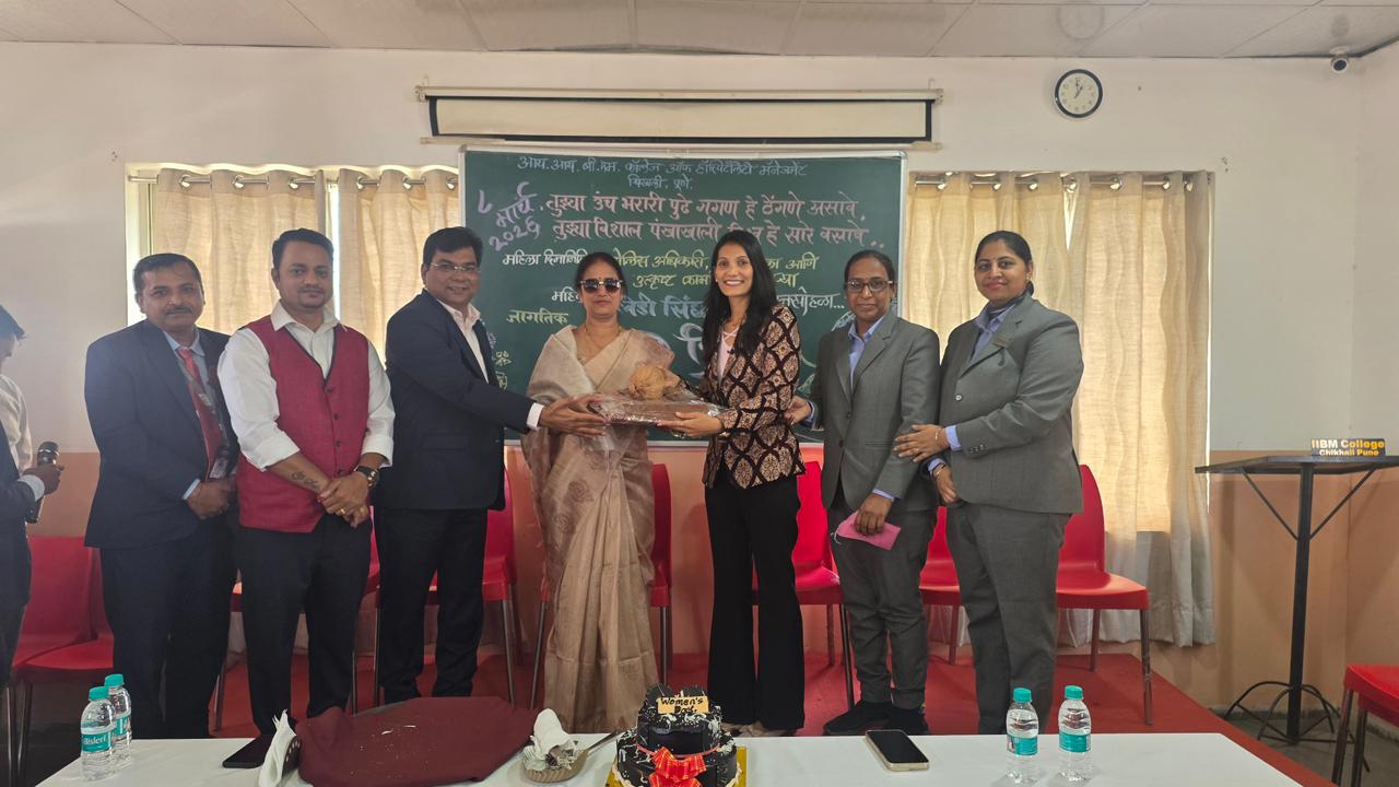 चिखलीतील IIBM कॉलेजमध्ये महिला दिन उत्साहात साजरा..