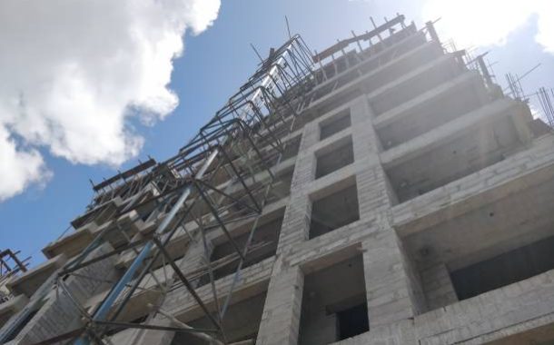 नियम मोडणाऱ्या किती 'बिल्डर्स'ना ‘स्टॉप वर्क नोटीसा’ बजावल्या?..