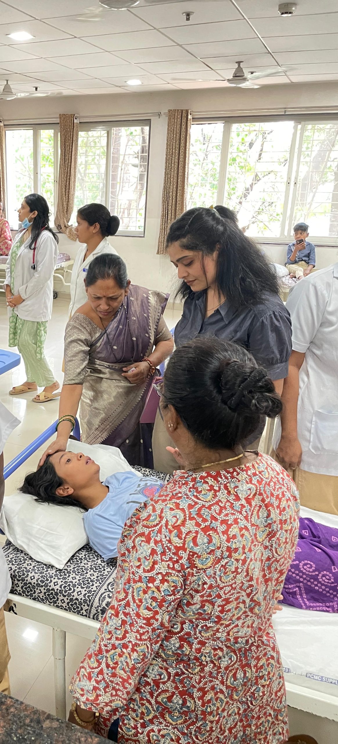 जिजामाता रुग्णालयातील आरोग्य सेवांचा उपमहापौर शर्मिला बाबर यांनी घेतला सविस्तर आढावा