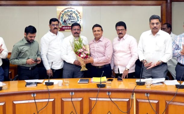 एमआयडीसीतील पाणी, स्वच्छता व रस्ते प्रश्न तातडीने सोडवणार - आयुक्त डॉ. विजय सूर्यवंशी..