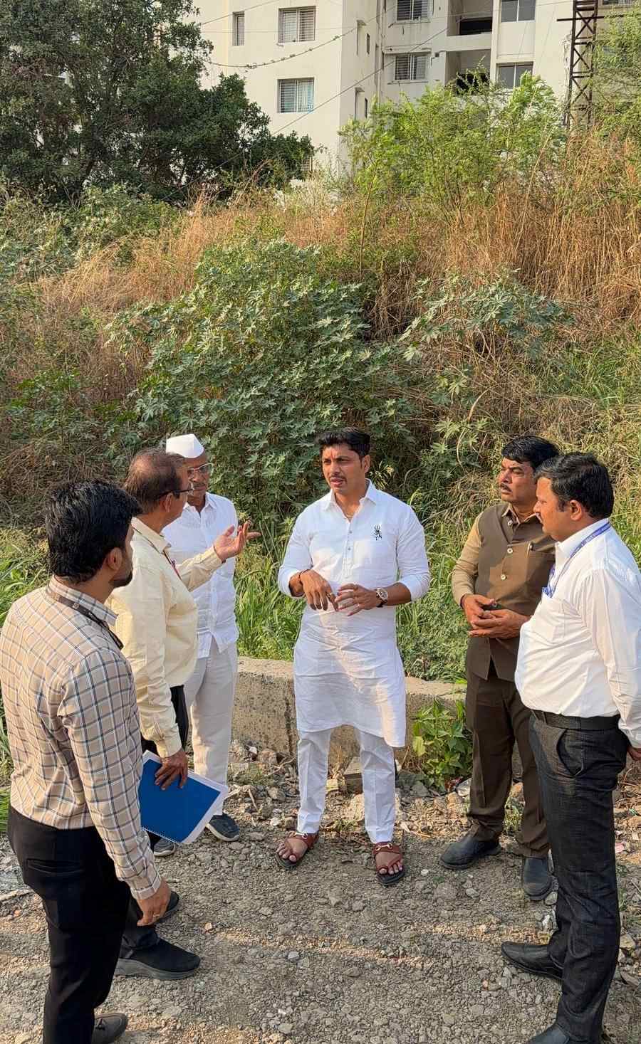 नाल्यांद्वारे नदीत सांडपाणी सोडणाऱ्यांवर कडक कारवाई – महापौर रवि लांडगे