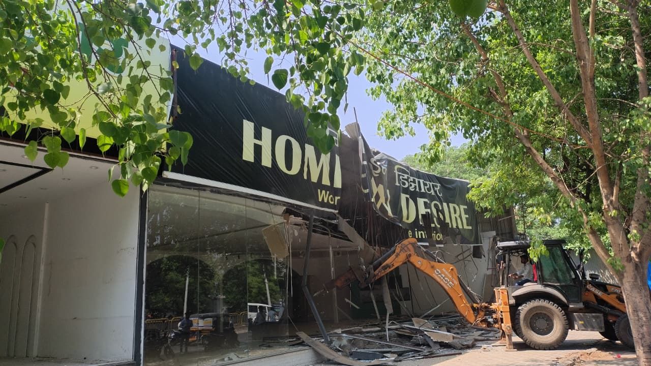 जगताप डेअरी–वाकड परिसरातील अतिक्रमणांवर महापालिकेची धडक कारवाई...