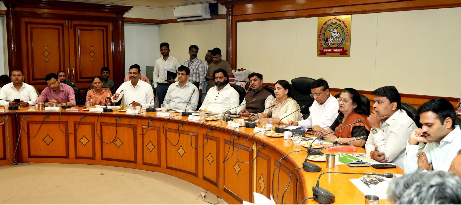 प्रकल्प वेळेत पूर्ण करून नागरिकांना मूलभूत सुविधा उपलब्ध करा - नगरविकास राज्यमंत्री माधुरी मिसाळ...