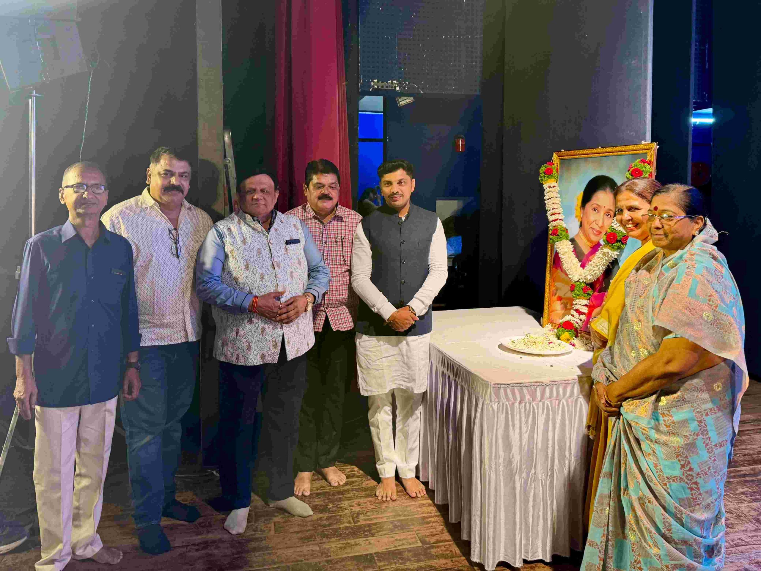 स्वरांच्या वर्षावात ज्येष्ठ गायिका Asha Bhosle यांना ‘सूर आशा’ कार्यक्रमाद्वारे सांगीतिक श्रद्धांजली...
