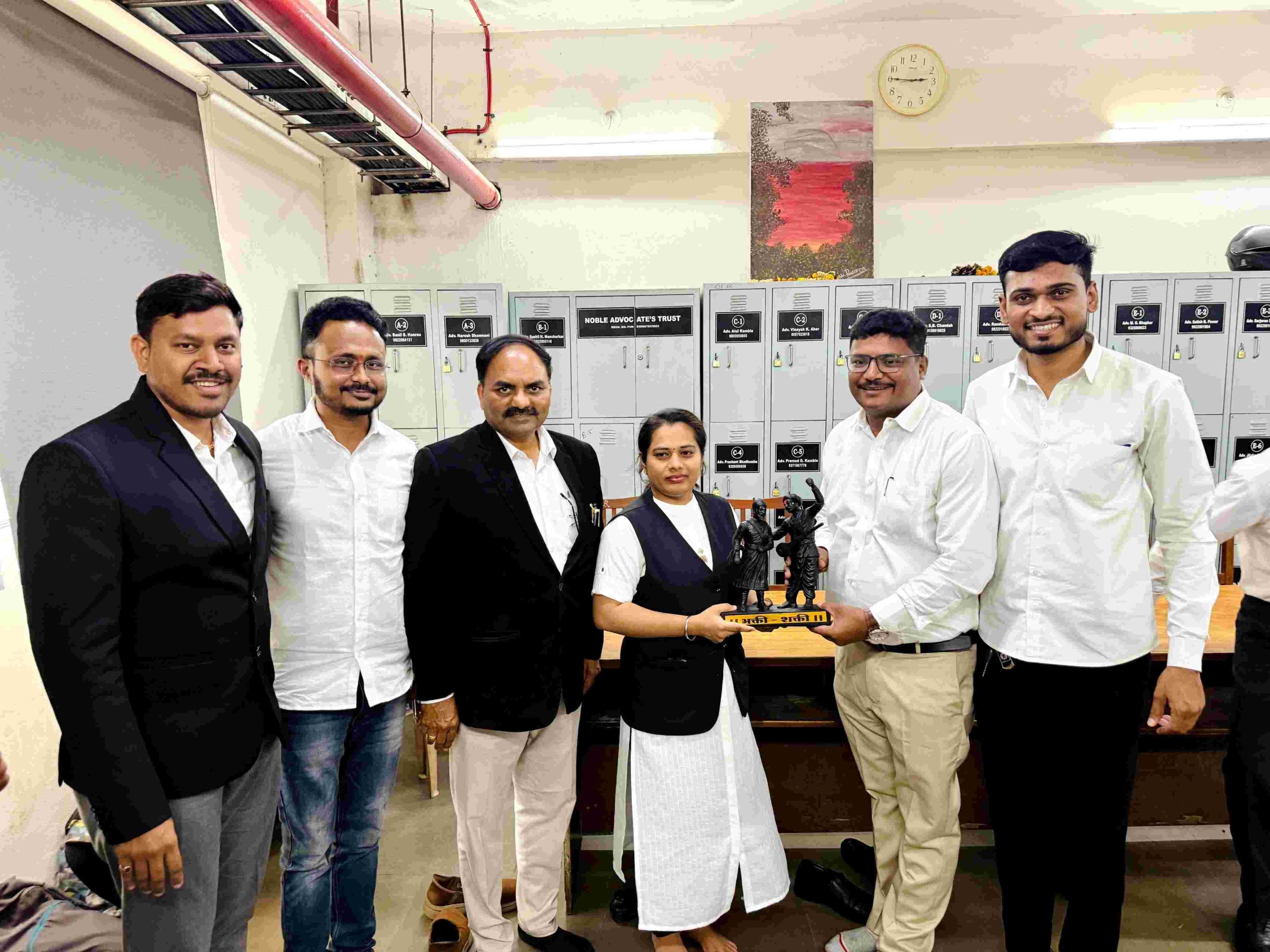 न्यायाधीश डोंगरे, गायकवाड व आवळे यांचा पिंपरी-चिंचवड बार असोसिएशनकडून निरोप...