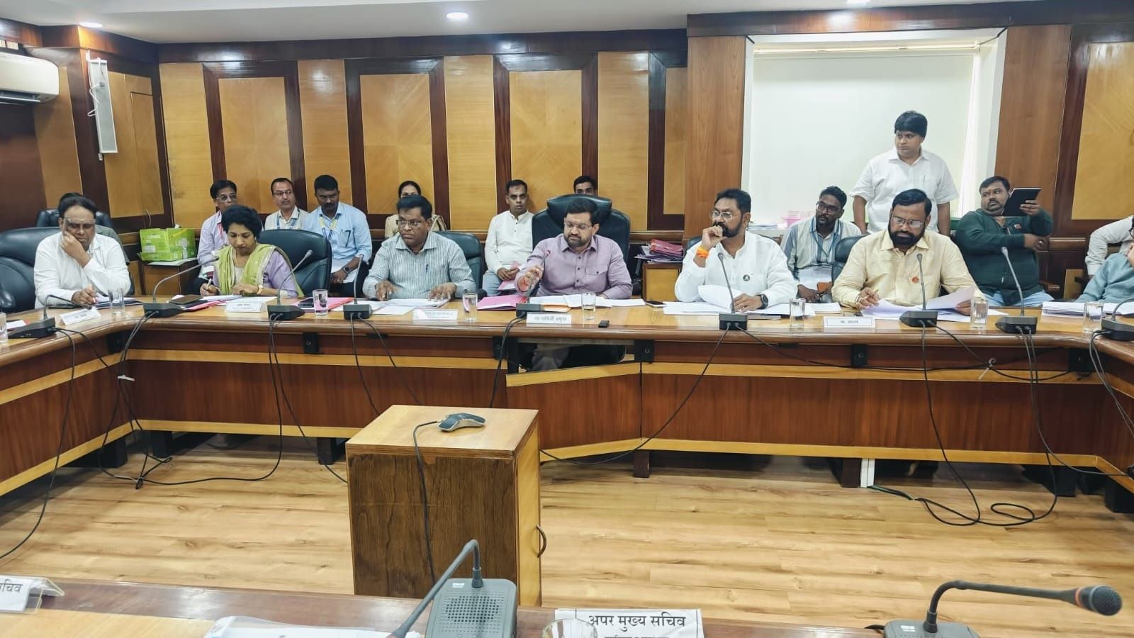 रोजगार हमीतील दिरंगाईवर आमदार सुनील शेळके आक्रमक...
